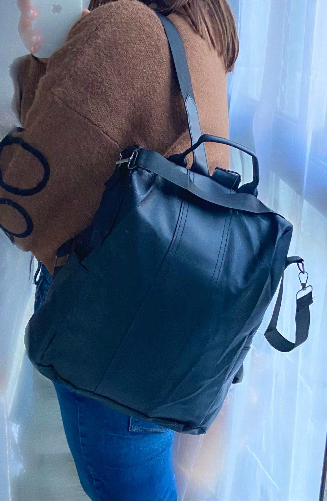 Cartera–mochila 2 en 1