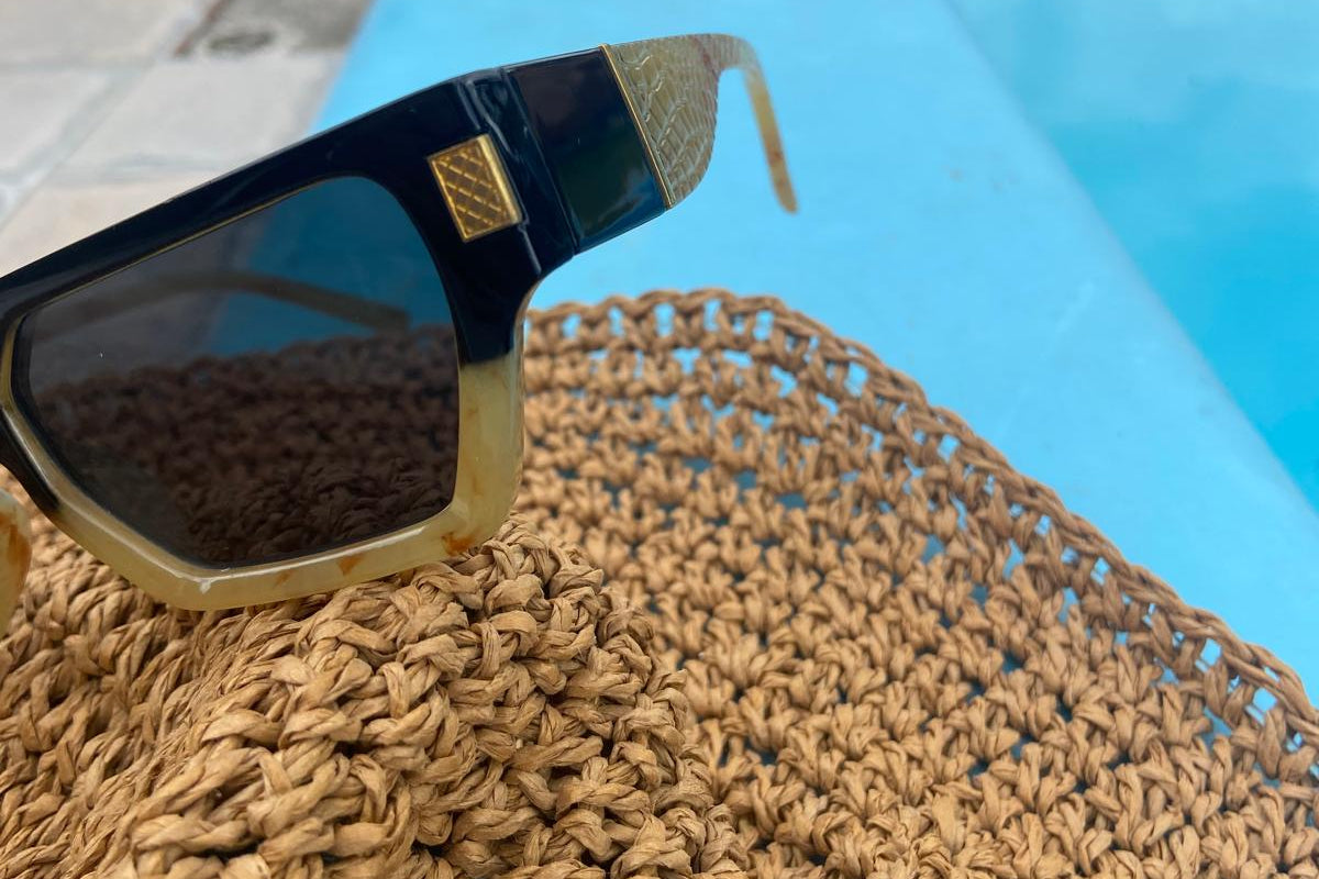 Lentes Riviera – Azul degradé con detalle dorado